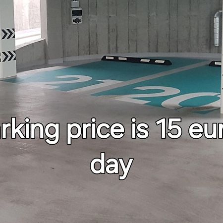 Happy Inn Emporia, Self Chek-In, Parking In The Underground Garage Vilnius Luaran gambar