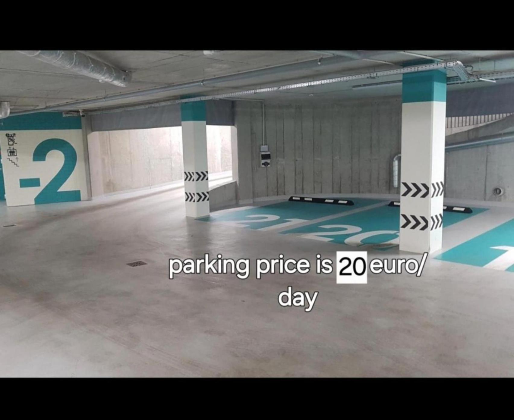 Happy Inn Emporia, Self Chek-In, Parking In The Underground Garage Vilnius Luaran gambar